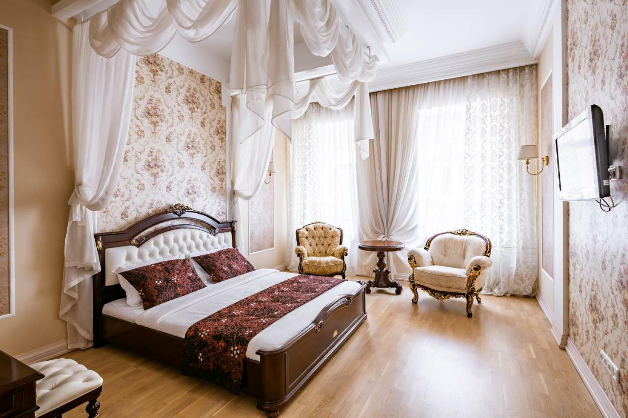Romari Проспект Свободи 31 Lviv Exterior foto